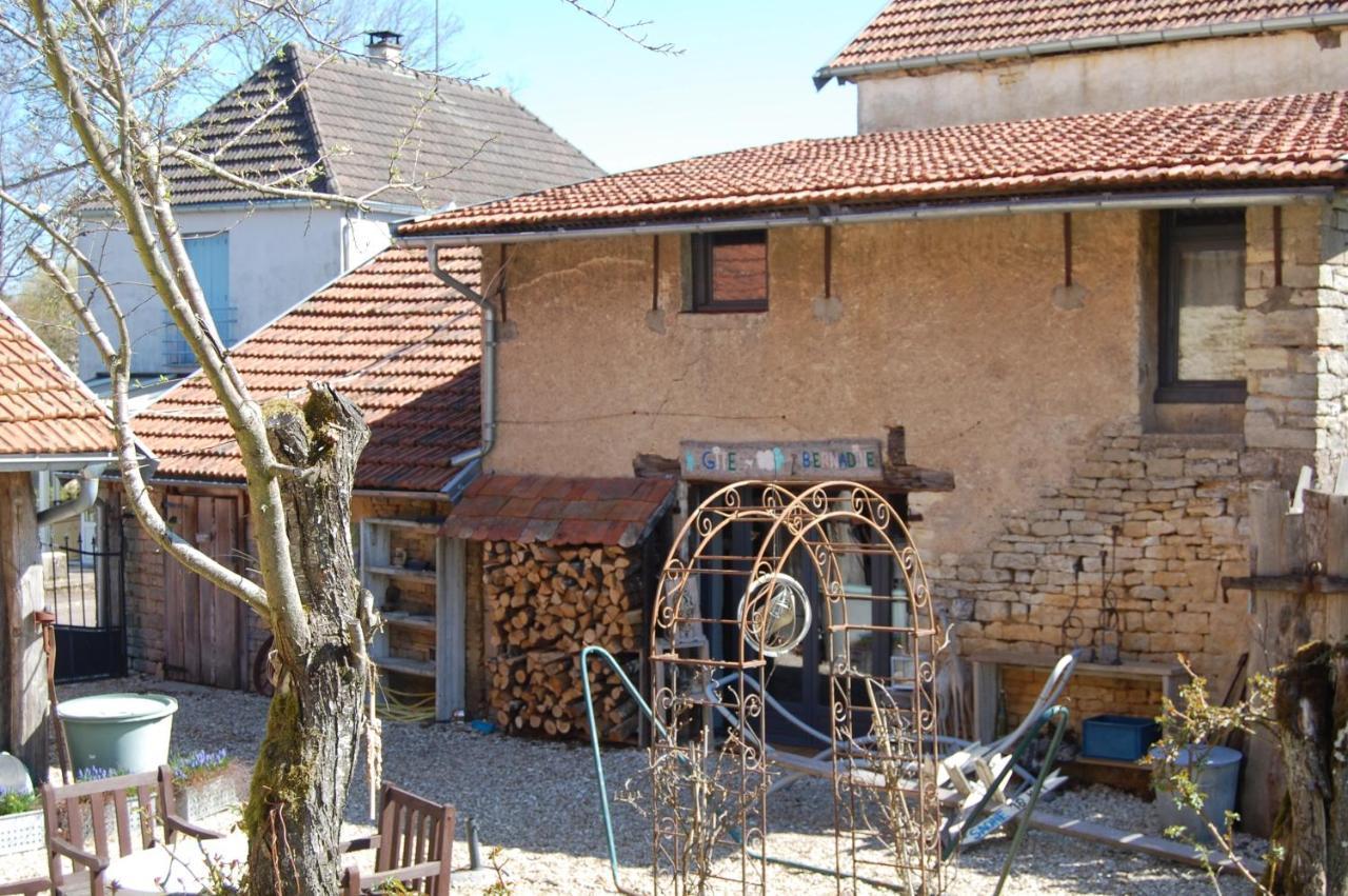 Chambre D'Hotes Juste-Confortable Fleurey-les-Lavoncourt 외부 사진