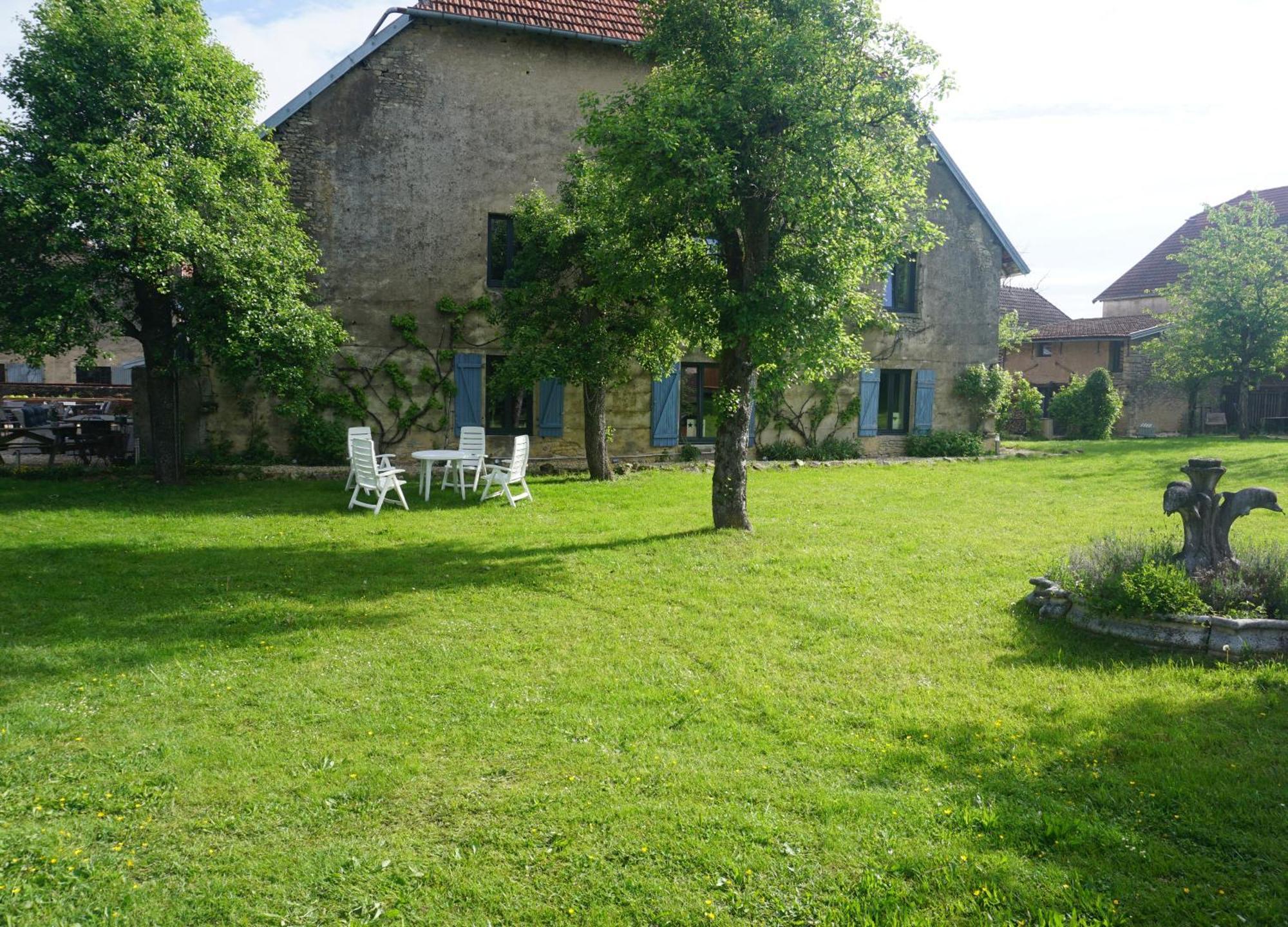 Chambre D'Hotes Juste-Confortable Fleurey-les-Lavoncourt 외부 사진